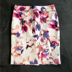 Calvin Klein pencil Skirt size 4
